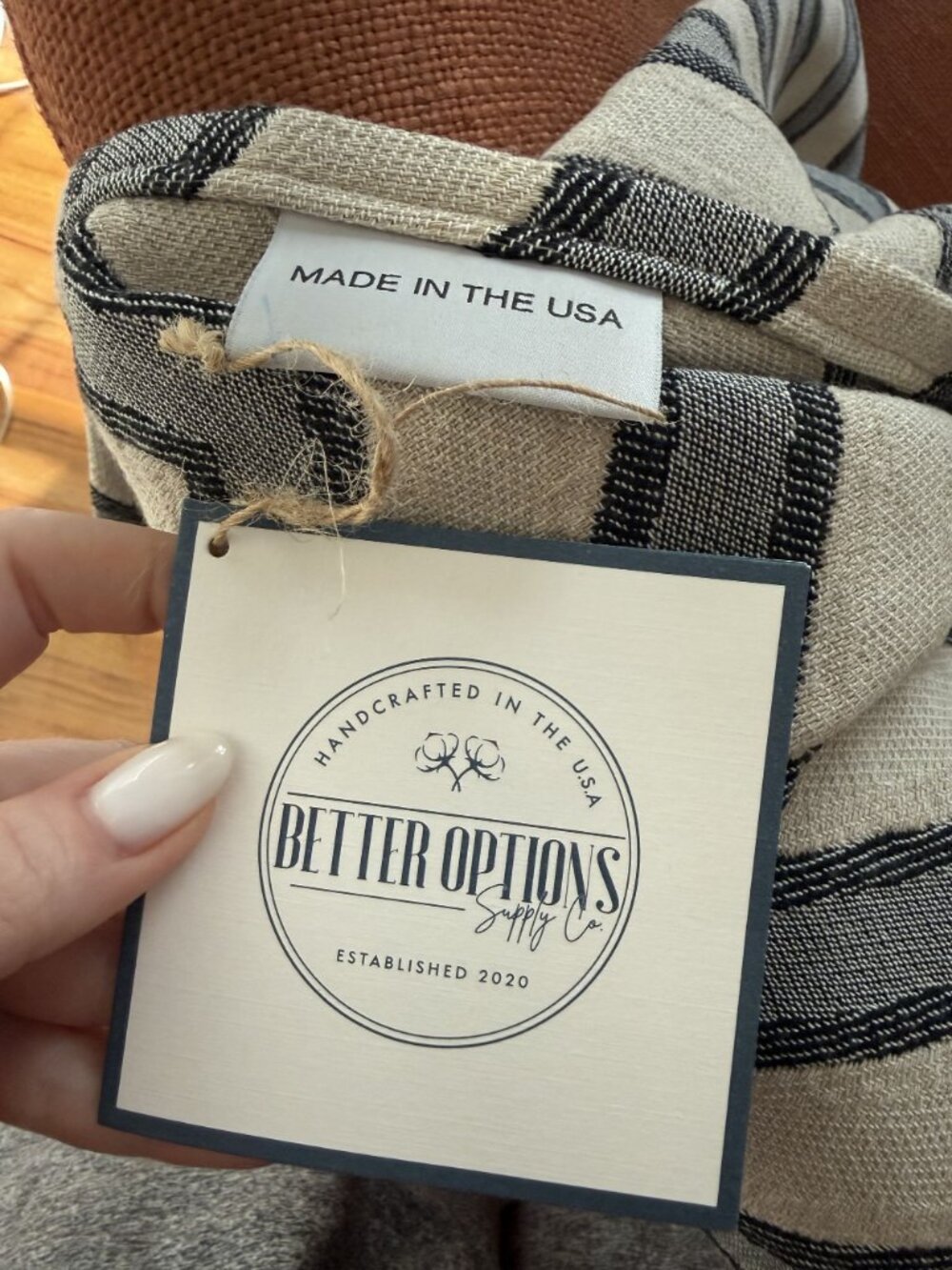 NWT Better Options Supply Co Chevron Throw Blanket Cotton Grey Tan 48 x 60 [jb] - Picture 4 of 5